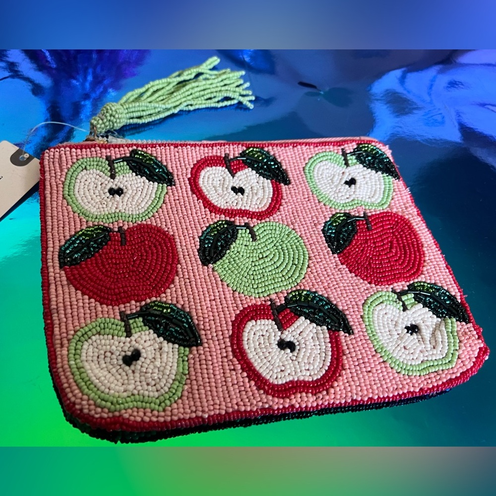 🍎NWT Anthropologie Fiona Pink Red Green Apples & Stripes beaded pouch small 🍏